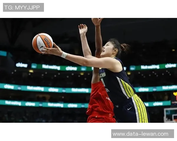 李月汝贡献2篮板1助攻西雅图风暴以79分战胜对手展现强大实力